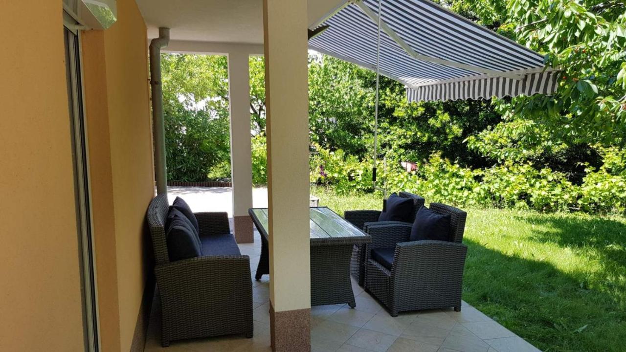 Apartmani Marija Baška Екстериор снимка