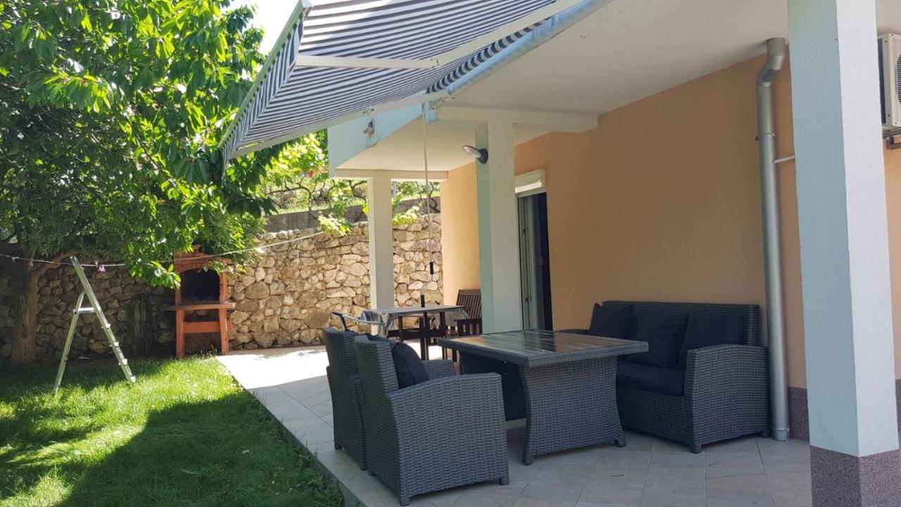 Apartmani Marija Baška Екстериор снимка