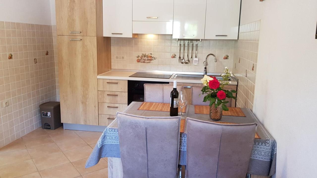 Apartmani Marija Baška Екстериор снимка