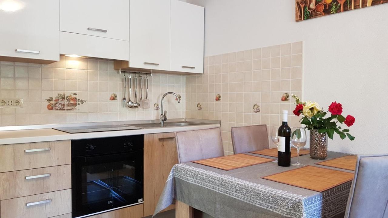 Apartmani Marija Baška Екстериор снимка
