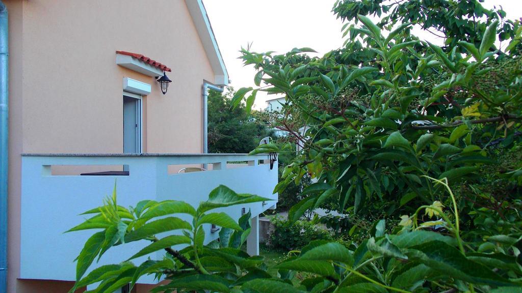 Apartmani Marija Baška Екстериор снимка